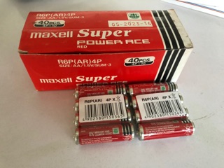 Vỉ 4 viên Pin tiểu maxell AA