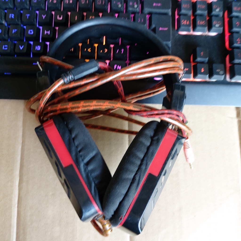 Headphone có dây  jack 3.5 đã qua sử dụng dùng cho máy tính, điện thoại, máy tính bảng, laptop ok GIAO NGẪU NHIÊN