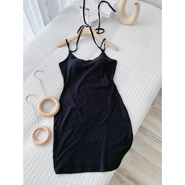 đầm body yếm dây vai - CarotShop