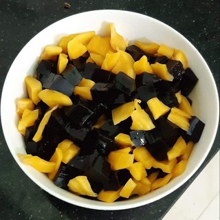 thạch đen siêu ngon