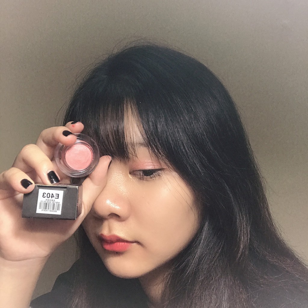 Phấn Mắt Amok Lovefit Ppomppu Eyeshow YENBEAUTY