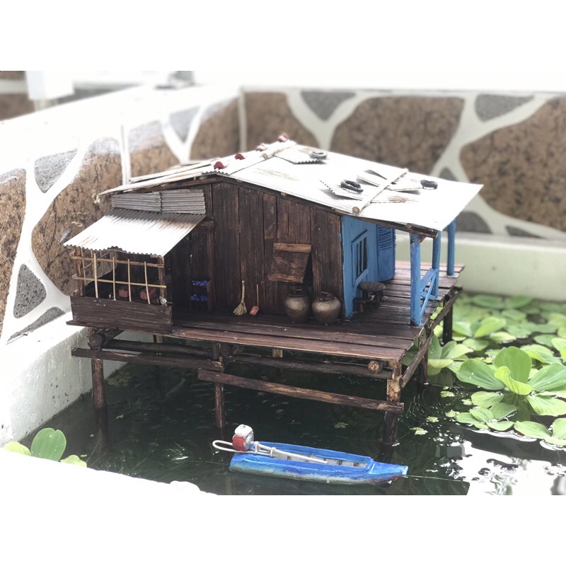 Mô hình tiểu cảnh nhà sàn miền tây, trang trí hồ cá ngan 25, dai 25, cao 15cm