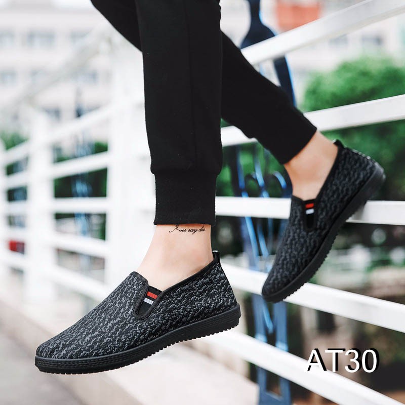 Giày Sneaker Nam Cá Tính Màu Đen Phong Cách - AT30