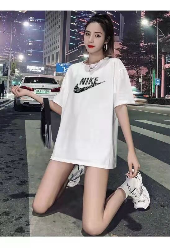 Áo Thun Ngắn Tay Dáng Rộng In Logo Nike Xinh Xắn Dành Cho Nữ