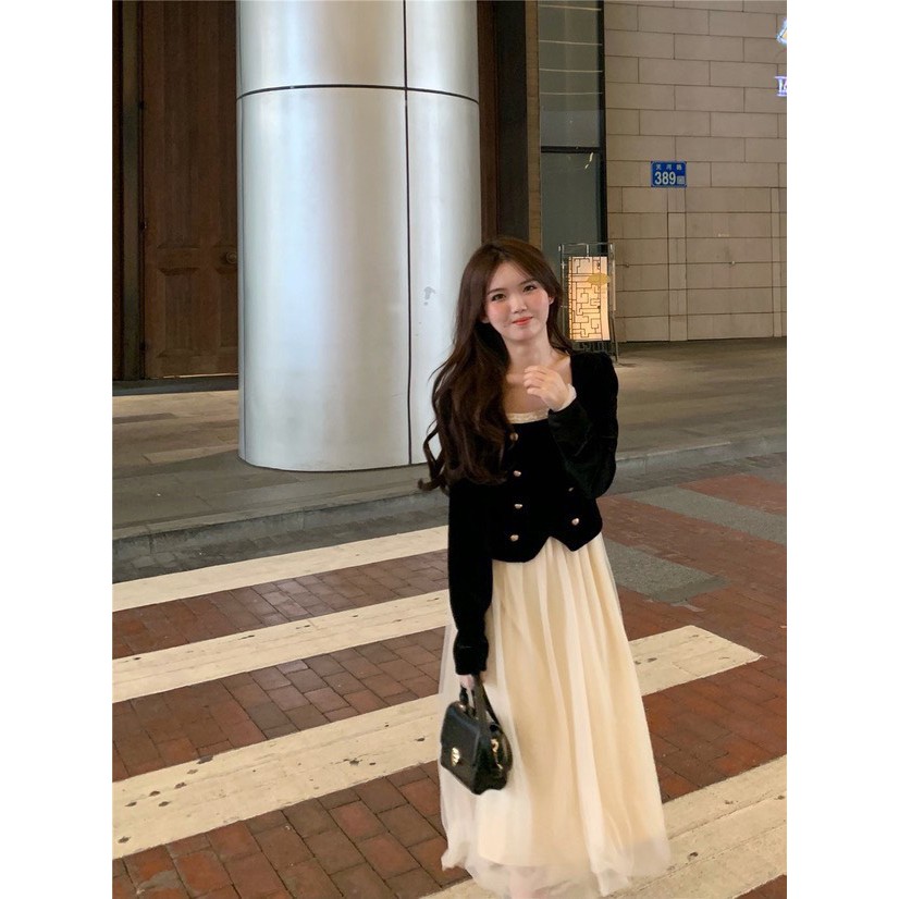 [Hàng l1]Set áo nhung cổ vuông mix chân váy lưới xoè phong cách tiểu thư siêu xinh siêu xinh sẵn hàng | BigBuy360 - bigbuy360.vn