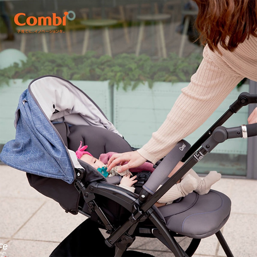 Xe Đẩy Combi CrossGo 4 Bánh Quay Tự Động Điều Hòa Cho Bé - Cá Tính Cho Mẹ