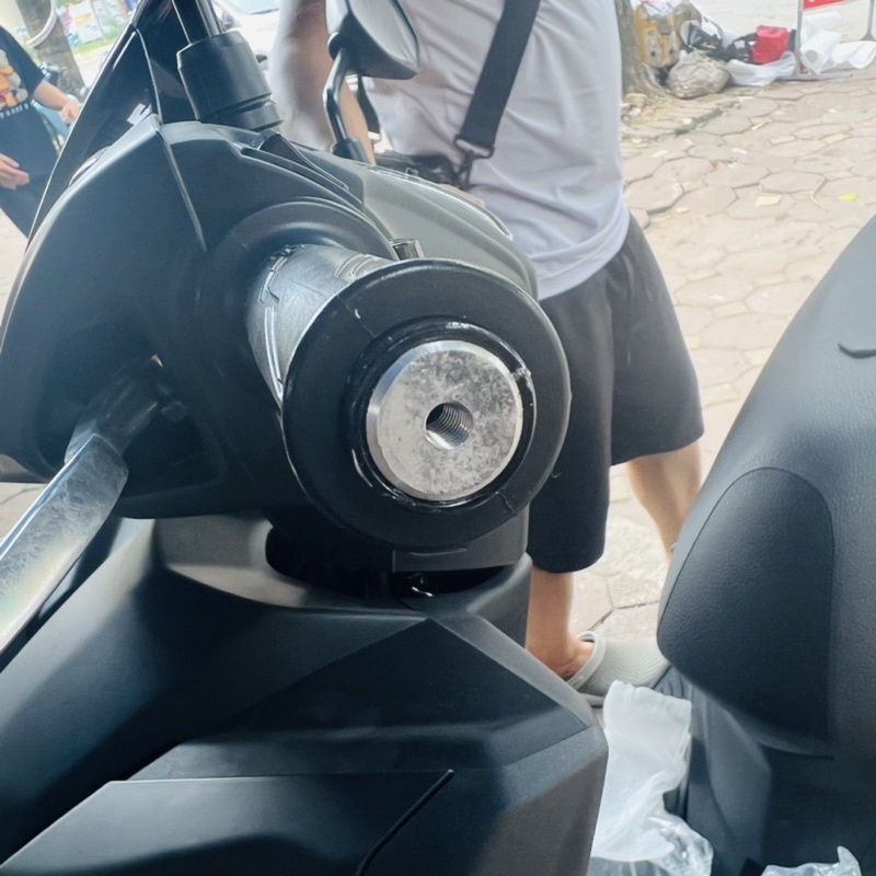 Cục căn nhôm lắp gù xe máy,tạo vị trí cố định cho gù tay lái xe máy(GIÁ 1 Cục Ắc)