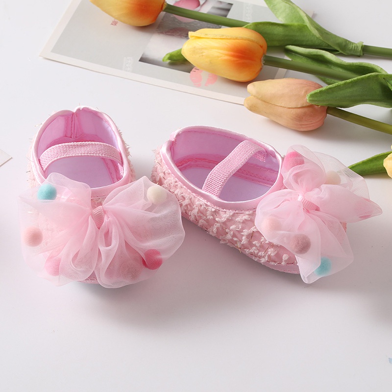 Set 2 món gồm băng đô + đôi vớ công chúa dễ thương cho bé gái
