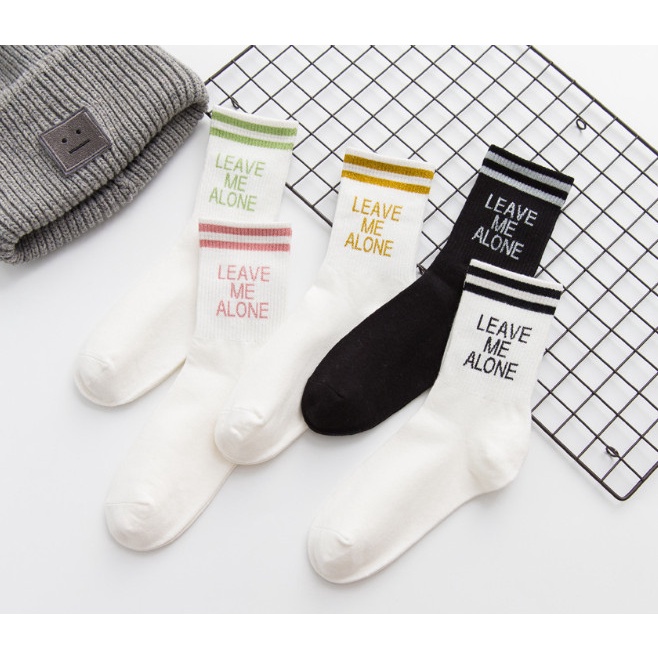 Vớ cổ cao Unisex chữ LEAVE ME ALONE phong cách thể thao, đường phố.