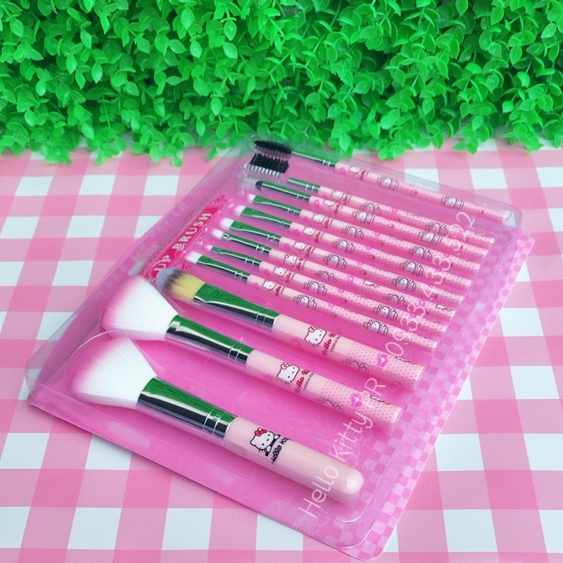 BỘ CỌ TRANG ĐIỂM HELLO KITTY (12 cây)