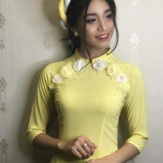Áo dài chất vải lụa tằm