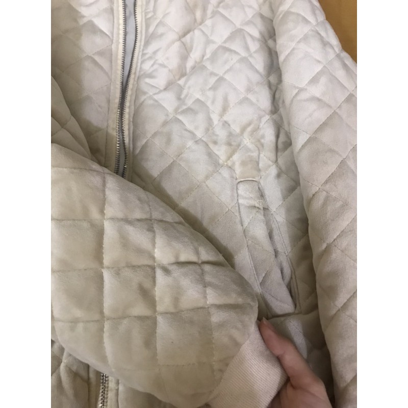 Nhung siêu ấm dưới 58kg vừa mua 400k pass 190k thôi ạ như mới luôn do ít mặc