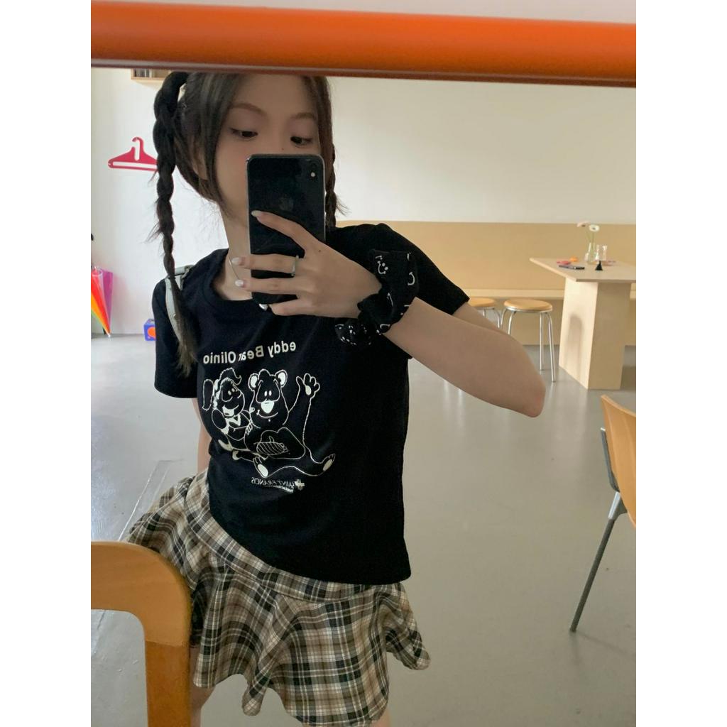 Áo Thun Cộc Tay Cổ Tròn In Hình Gấu 63346