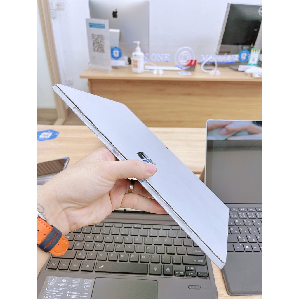 Máy Tính Surface Pro 4  Zin và mới 99,9% BẢO HÀNH 1 NĂM | BigBuy360 - bigbuy360.vn