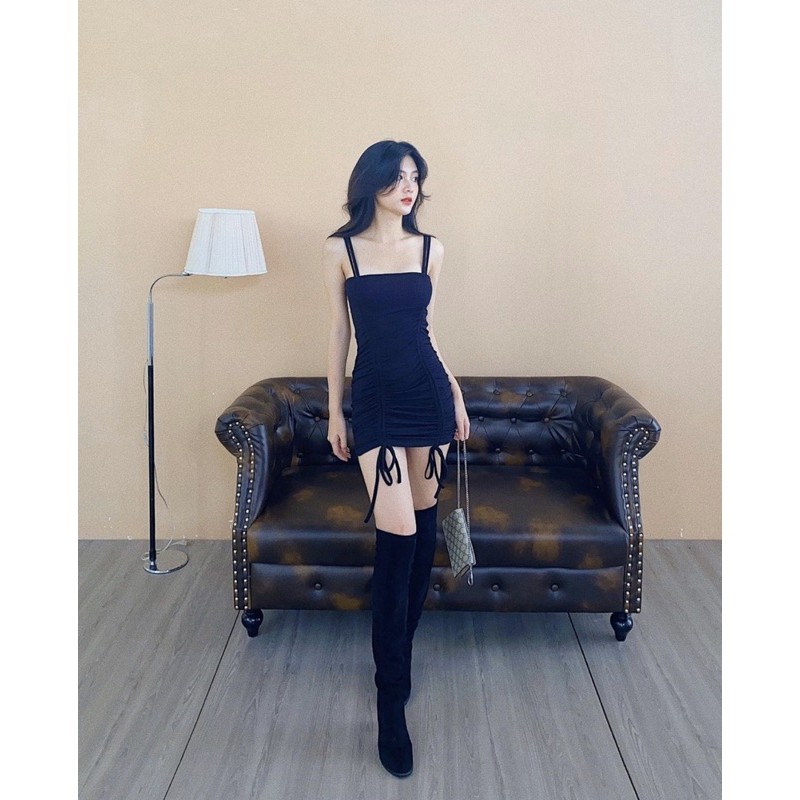 Đầm hai dây rút hông