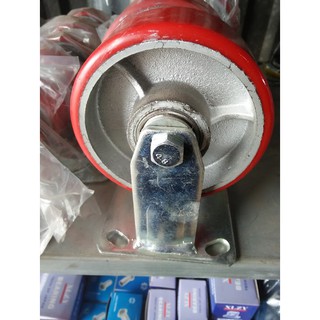 1 Bánh xe gang tĩnh đường kính 125mm tải trọng 800kg. Bánh xe đẩy hàng