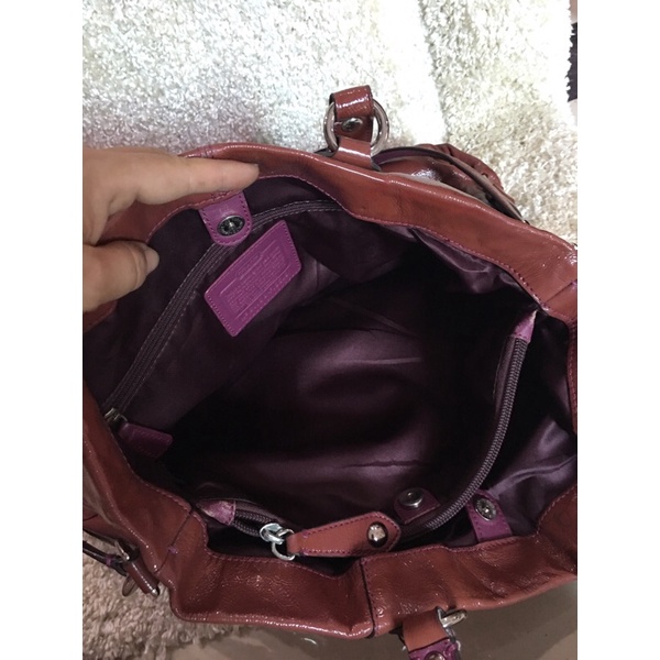 Túi si hiệu y hình