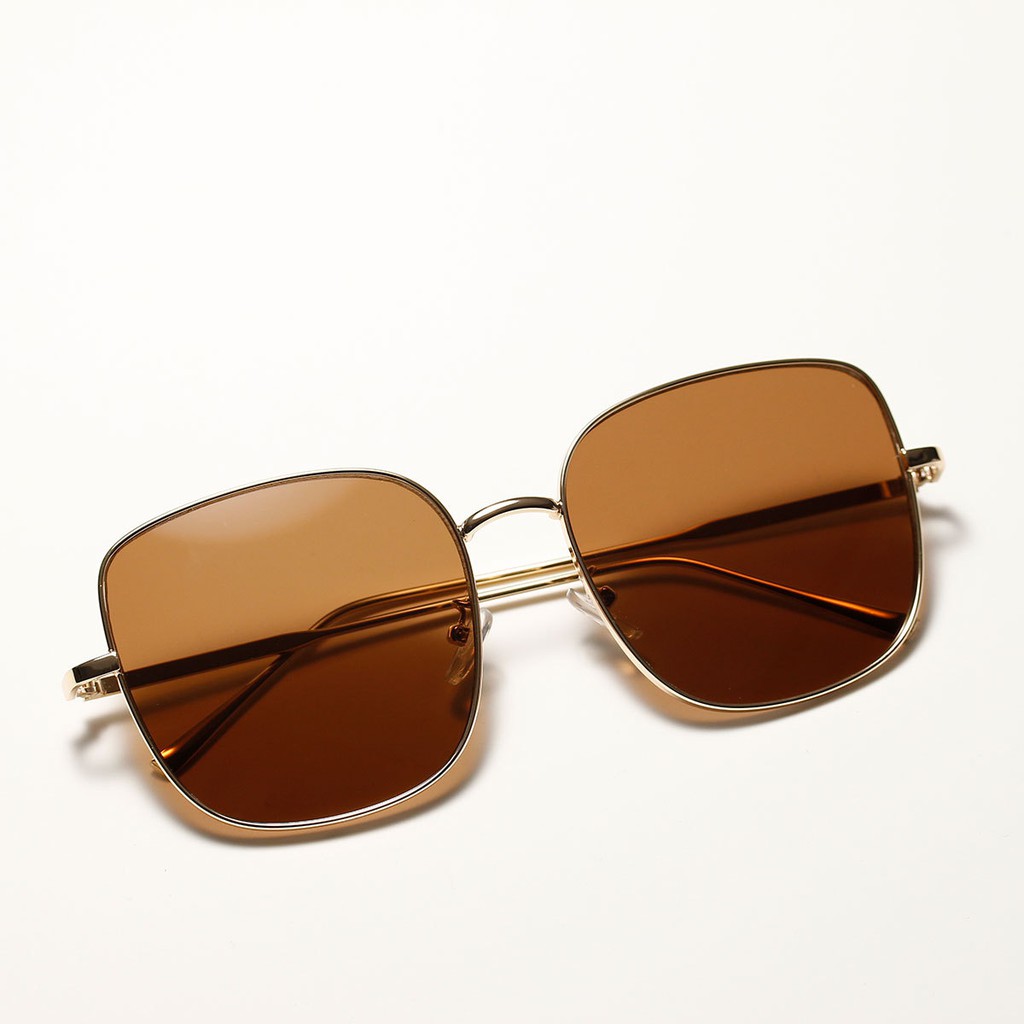 Kính mát gọng kim loại hình vuông phong cách retro 9067 cho nữ 2020