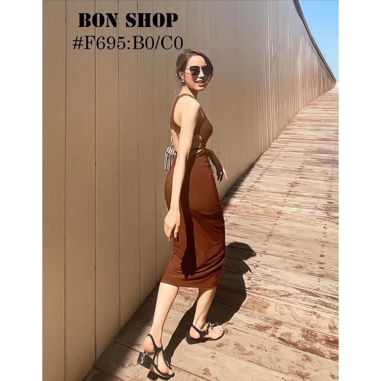 Đầm Body Ba Lỗ Hở Lưng