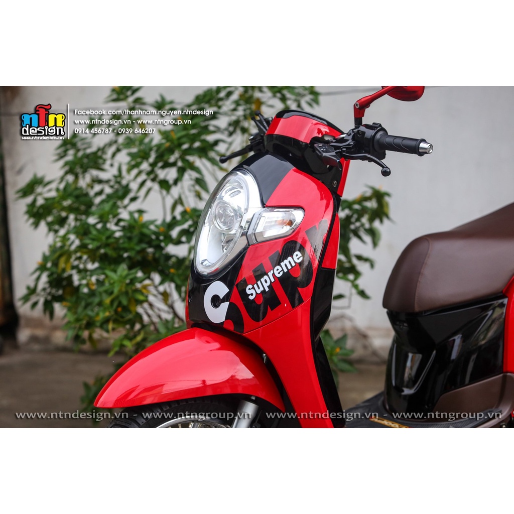 Tem Scoopy - mẫu Supreme