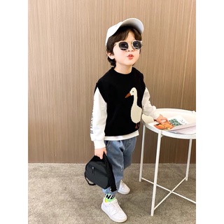 Set bộ vịt trắng kèm quần jean bo ống cho bé trai