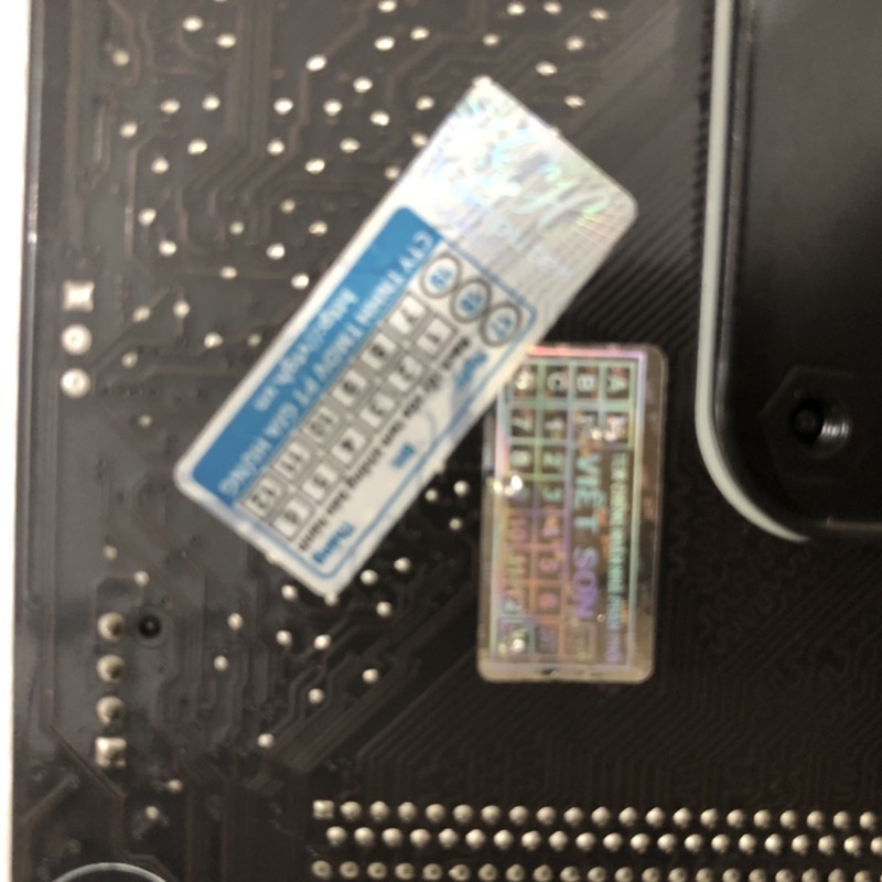 COMBO MAIN ASUS A320M-R + CPU Ryzen 2200G