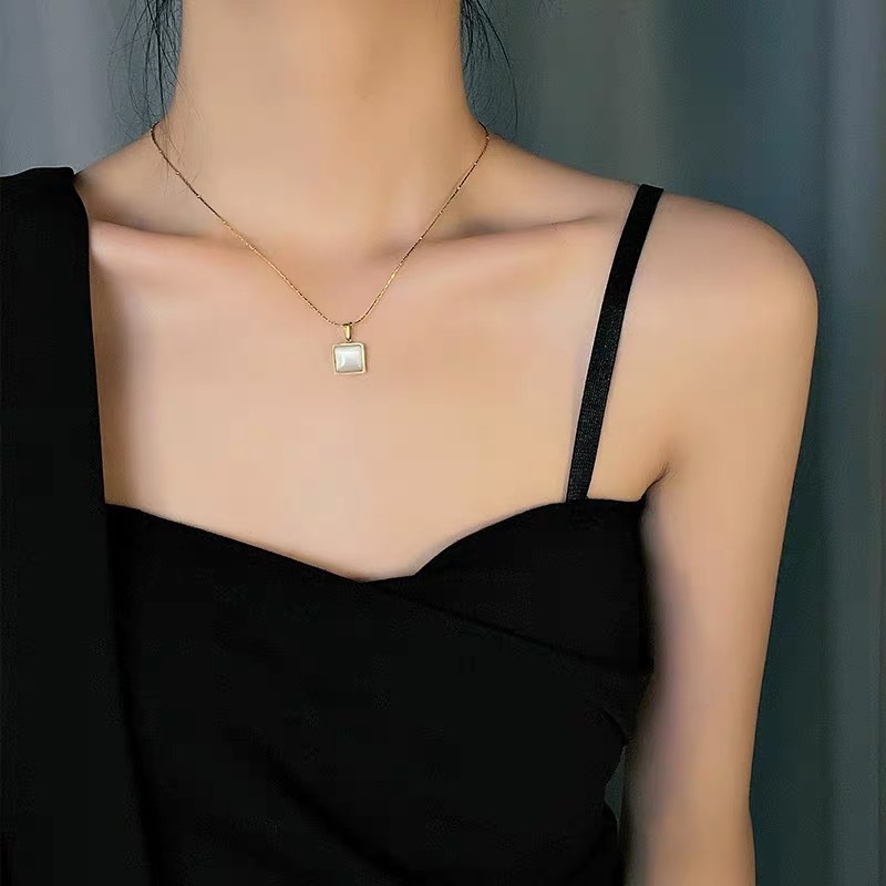 Vòng cổ thép titan mặt đá Opal thời trang sang trọng cho nữ