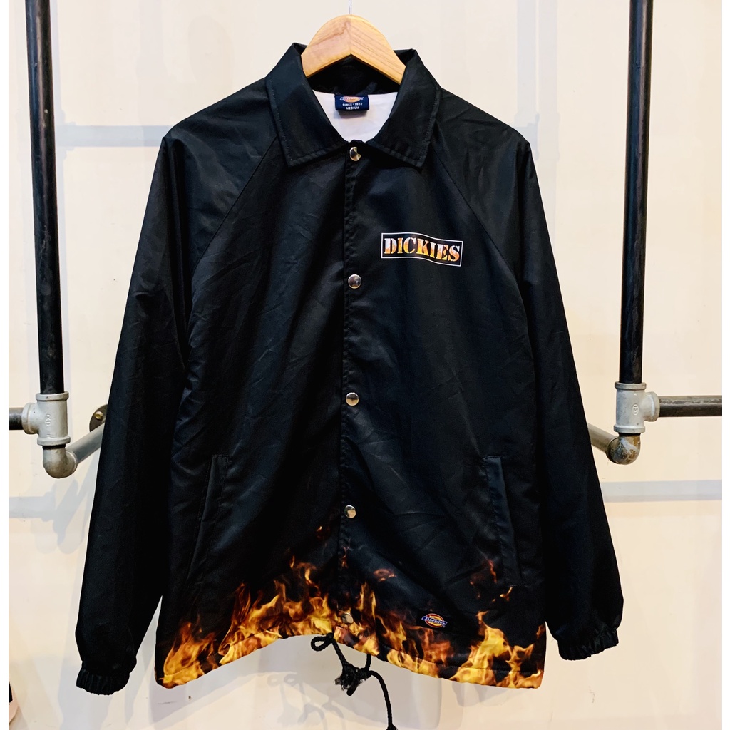 Áo khoác Dickies nam nữ - Chất liệu dù cao cấp đứng form.