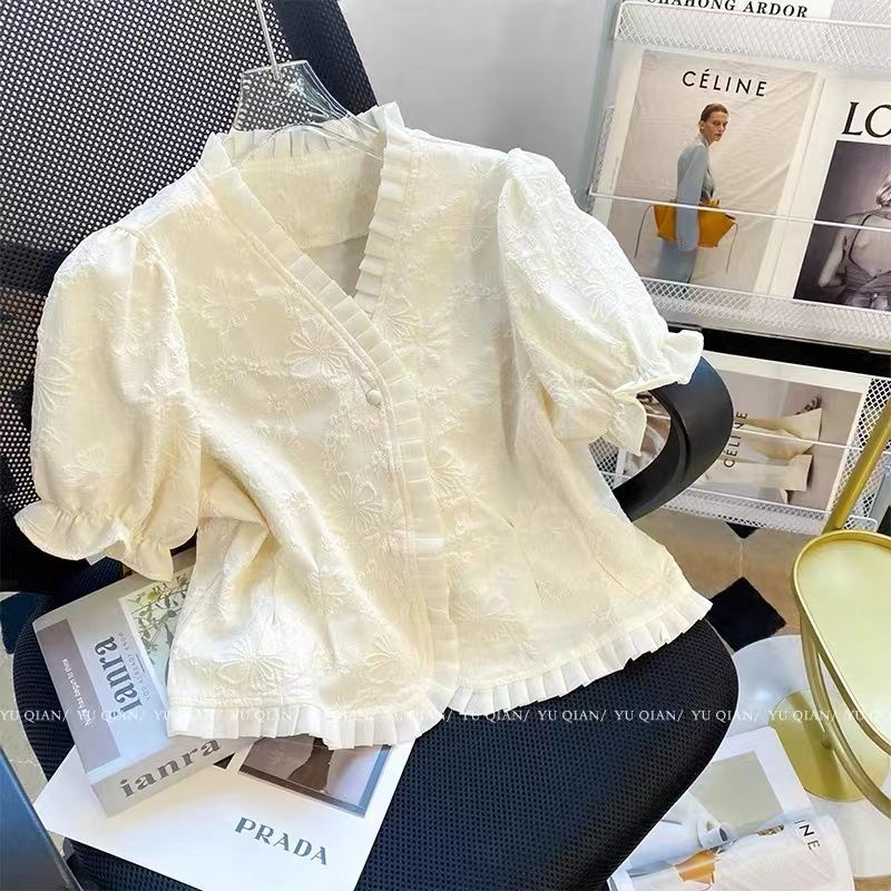 Áo kiểu cổ chữ V tay ngắn phồng nút thêu thời trang kiểu Pháp