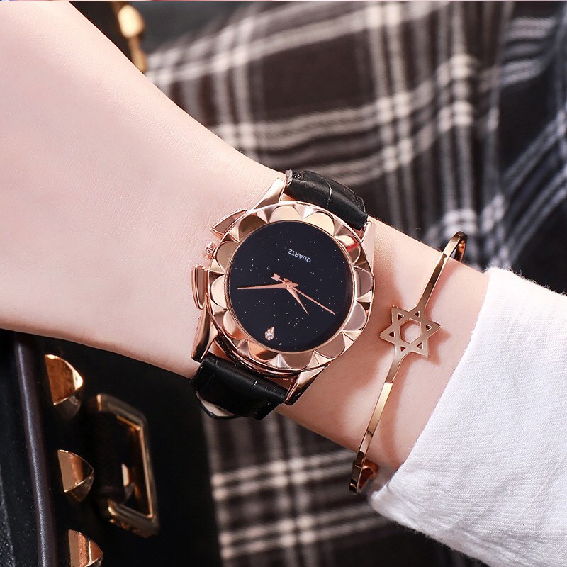 [Mã FAMARAL2 giảm 10K đơn 50K]ĐỒNG HỒ NỮ DÂY DA HAZO 18 MẶT ĐÁ BÔNG HOA KIM CƯƠNG MẶT KIM TUYẾN | BigBuy360 - bigbuy360.vn