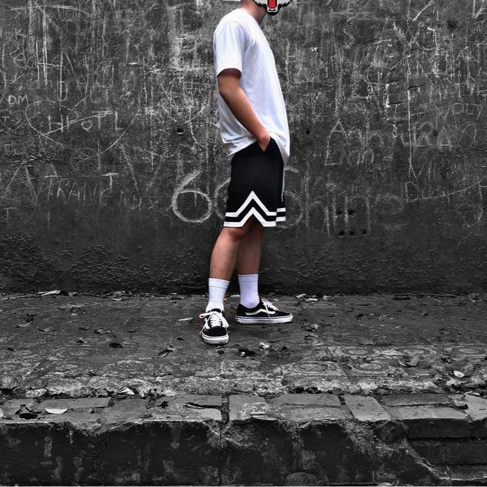 QUẦN SHORT 2V ĐEN Ulzzang UNISEX ZooZoo