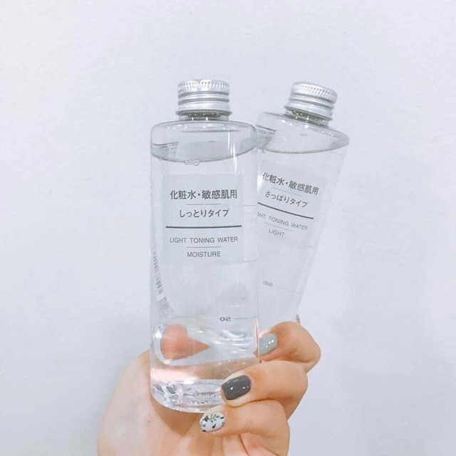 Nước hoa hồng Muji Light Toning Water