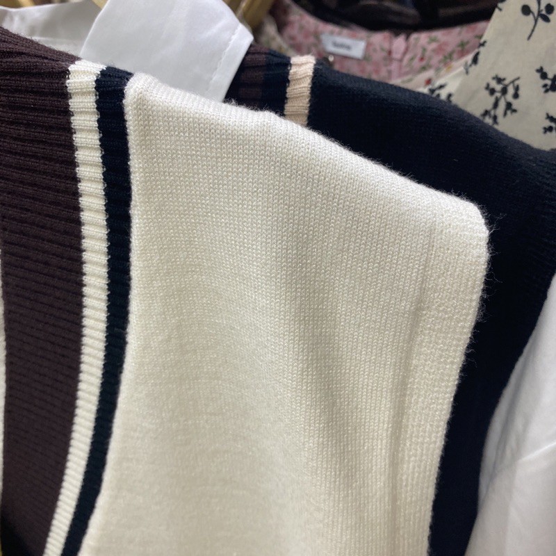áo len ghile cổ tim viền xẻ 2 màu - hàng QC | BigBuy360 - bigbuy360.vn