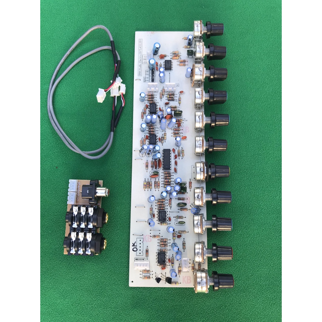MẠCH CHỈNH ÂM SẮC MICRO LIỀN ECHO 11 VOLUME.NGÕ RA 1 SUPBASS,1 FUL