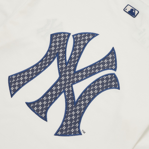 ÁO MLB CLASSIC MONOGRAM CLIPPING BACKLOG NY🔥CHÍNH HÃNG🔥T-shirt Tay Ngắn Logo NY Màu Trắng  - SIMPLE SNEAKER