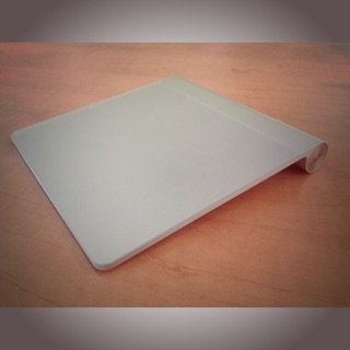 Bàn rê không dây apple magic trackpad gen 1