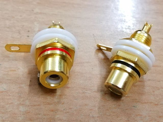 1 cặp đầu jack cái RCA hoa sen mạ vàng bắt vỏ máy