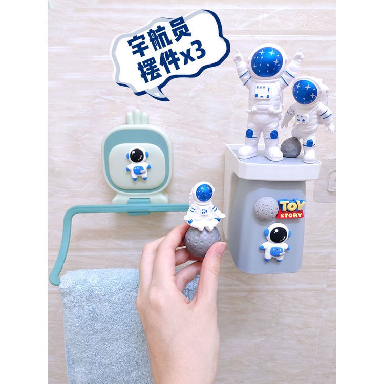 Bộ Giá Đỡ Bàn Chải Đánh Răng Gắn Tường Không Đục Lỗ Có Nam Châm Hình Ultraman Sáng Tạo Cho Cặp Đôi