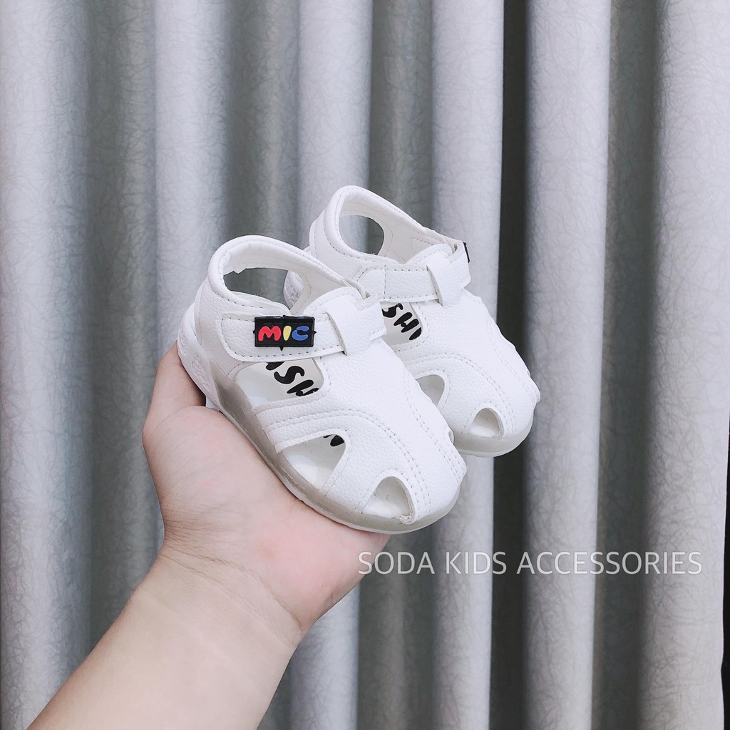 (ảnh thật) sandal trắng đèn nhấp nháy