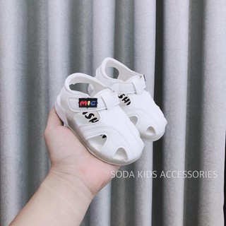 Sandal trắng đèn nhấp nháy