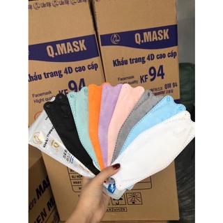 Một thùng 300 chiếc khẩu trang kf94 loại i
