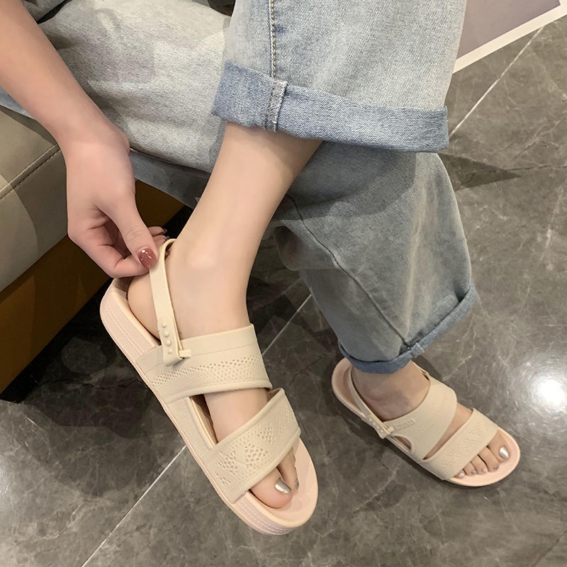 Xăng đan Nhựa Đế Bằng Chống Thấm Nước Thời Trang Cho Nữ