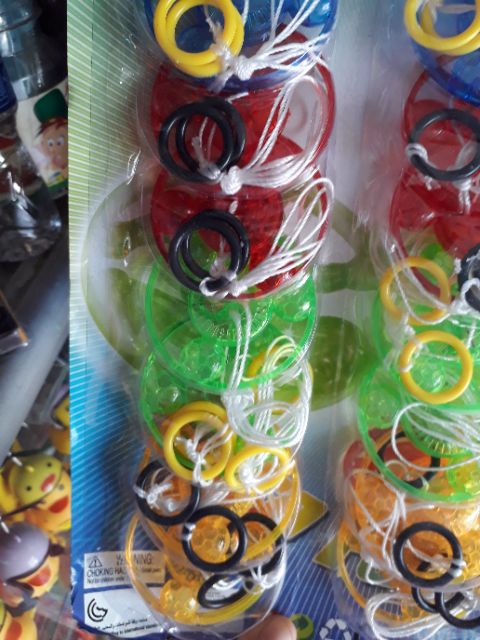 Con quay giựt kéo có đèn