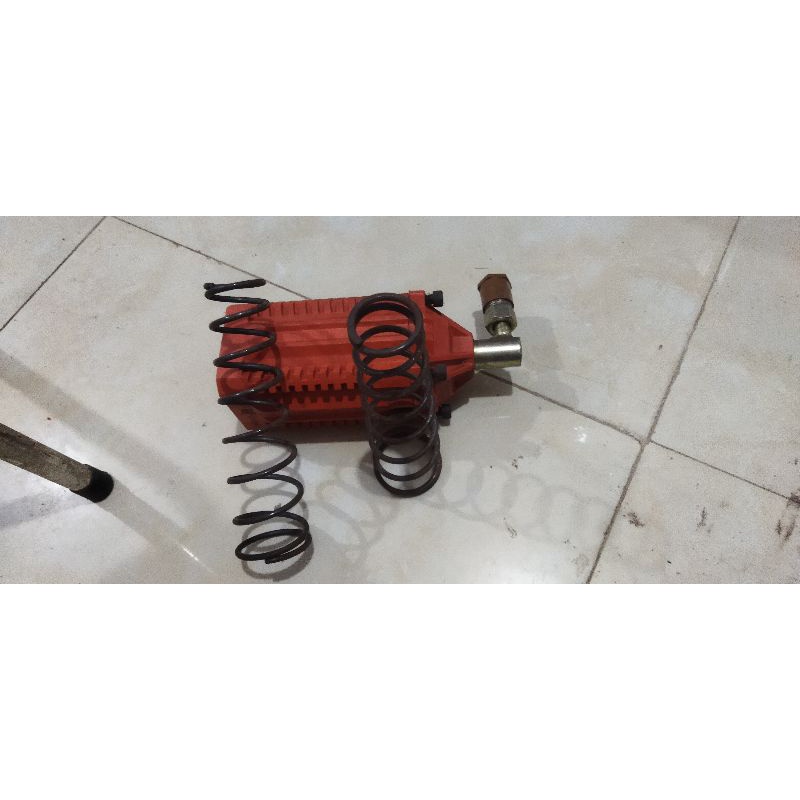 Lò xo bầu hơi chế kích con đội hơi nâng gầm xe ô tô tải