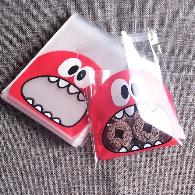 Set 100 túi kích thước 7x7cm đựng bánh kẹo, sticker hình động vật dễ thương Canarystore54