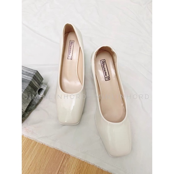 : Giày cao gót vuông vát mũi Retro da bóng