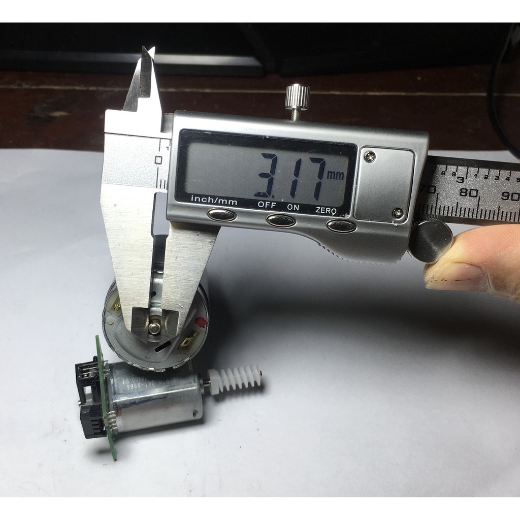 Động cơ Motor chế quạt 12vdc cánh B3