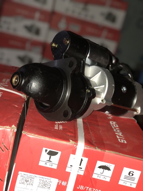 Sản phẩm gia đình làm: đề 3 tai 254 11R 24V cửu long trường hải đông phong 5/6 tấn TÊ TÊ BÊ VÊ RIN