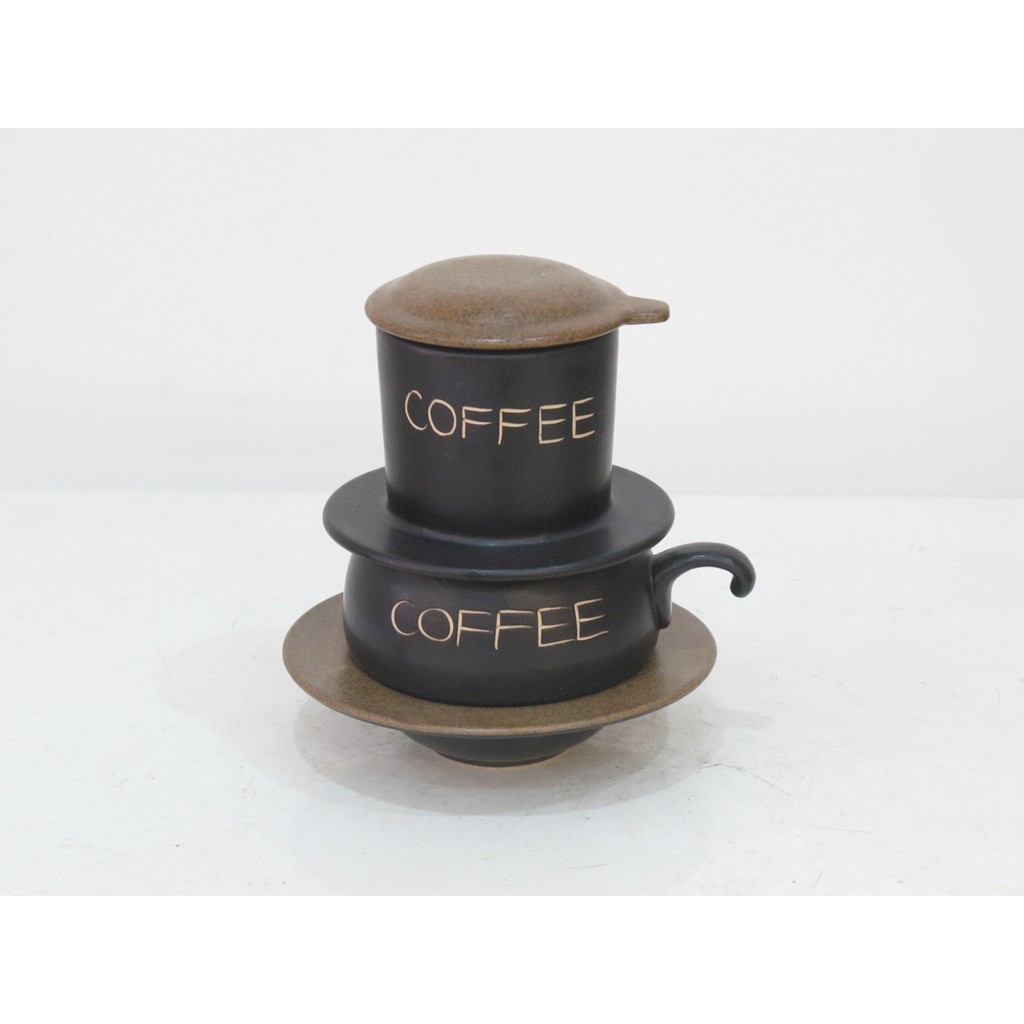 Cốc cafe sứ Bát Tràng có phin lọc thích hợp quán cà phê với nhiều màu sắc có tới 3 bộ phận an toàn khi sử dụng