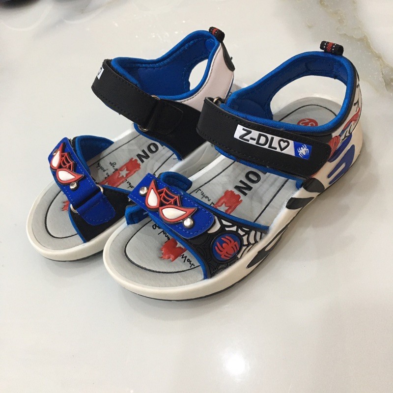 Sandal Spiderman bé trai Size đại.